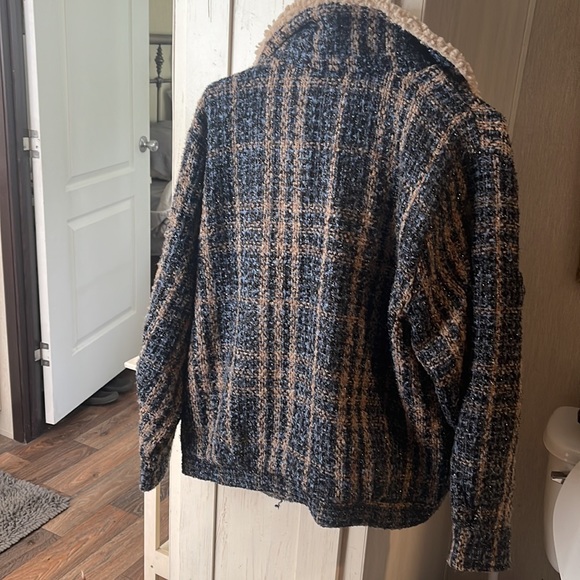 Jacket - Picture 2 of 2